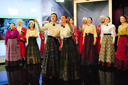 Фрагмент праздничного выпуска программы "Хорошее утро" с участием Кубанского казачьего хора. 