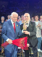 Виктор Гаврилович Захарченко стал первым лауреатом музыкальной премии  года "Добровидение"