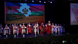 Кубанский казачий хор вновь на сцене