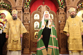 Кубанский казачий хор принял участие в великом освящении храма равноапостольного князя Владимира, которое провёл Святейший Патриарх Кирилл