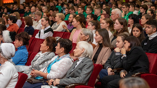 7 ноября состоялась церемония открытия Международного фестиваля "XXIV Кубанский фестиваль православных фильмов "Вечевой колокол"