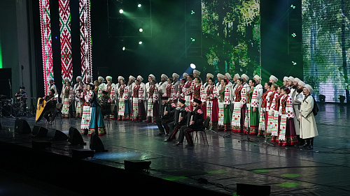 Кубанский казачий хор выступил в Минске на концерте, посвященном Дню России